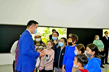 Мастер-классы и выставка картин по интуитивной живописи "Фонтан искусства" в Астане (Нур-Султане)