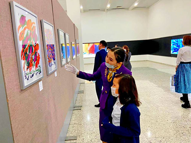 Мастер-классы и выставка картин по интуитивной живописи "Фонтан искусства" в Астане (Нур-Султане)